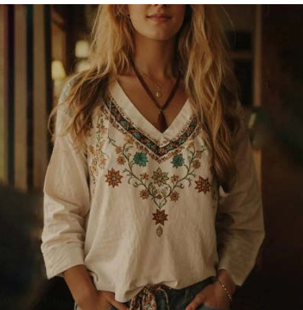 Womens Digital-Print V-Neck Long-Sleeve Casual T-Shirt - Creme, L